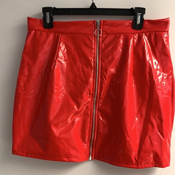 Shiny tight red polyester/ spandex skirt. Looks like p/leather. Size XL - Picture 2 of 2
